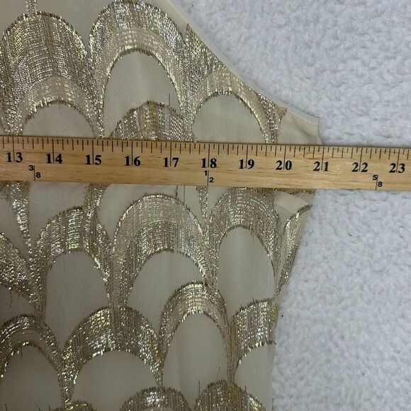 White House Black Market Silk Tank Top Sz L Gold Metallic Scallop Pattern Blouse - Picture 11 of 13